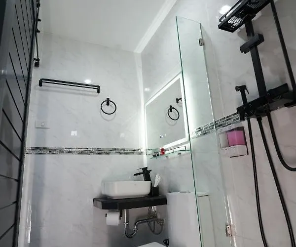 Hotel Thonglor 4*