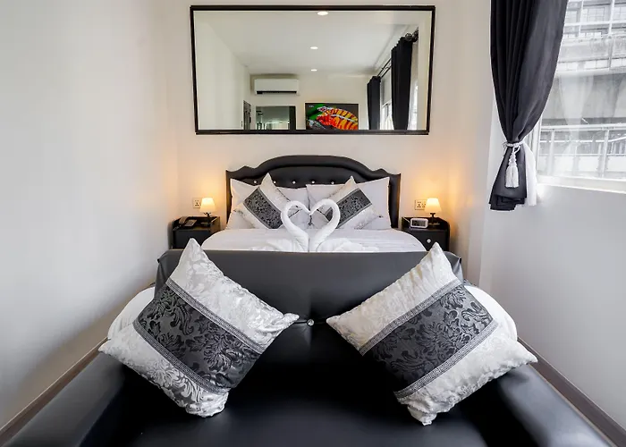 Thonglor Hotel